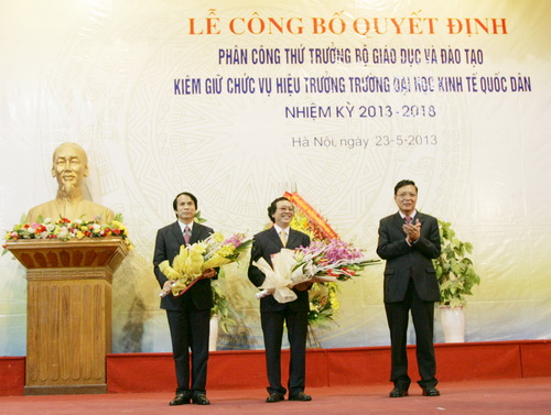Thứ trưởng Bộ GD ĐT kiêm nhiệm Hiệu trưởng Trường Đại học Kinh tế quốc dân